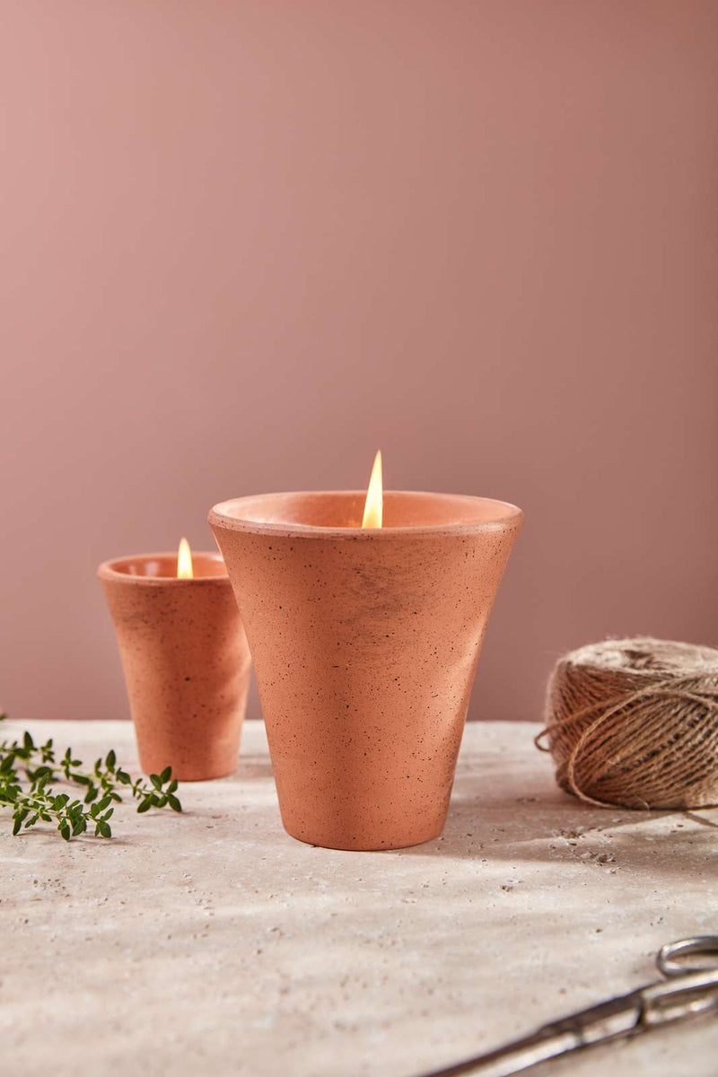 Terracotta Pot Candle: Bay & Rosemary